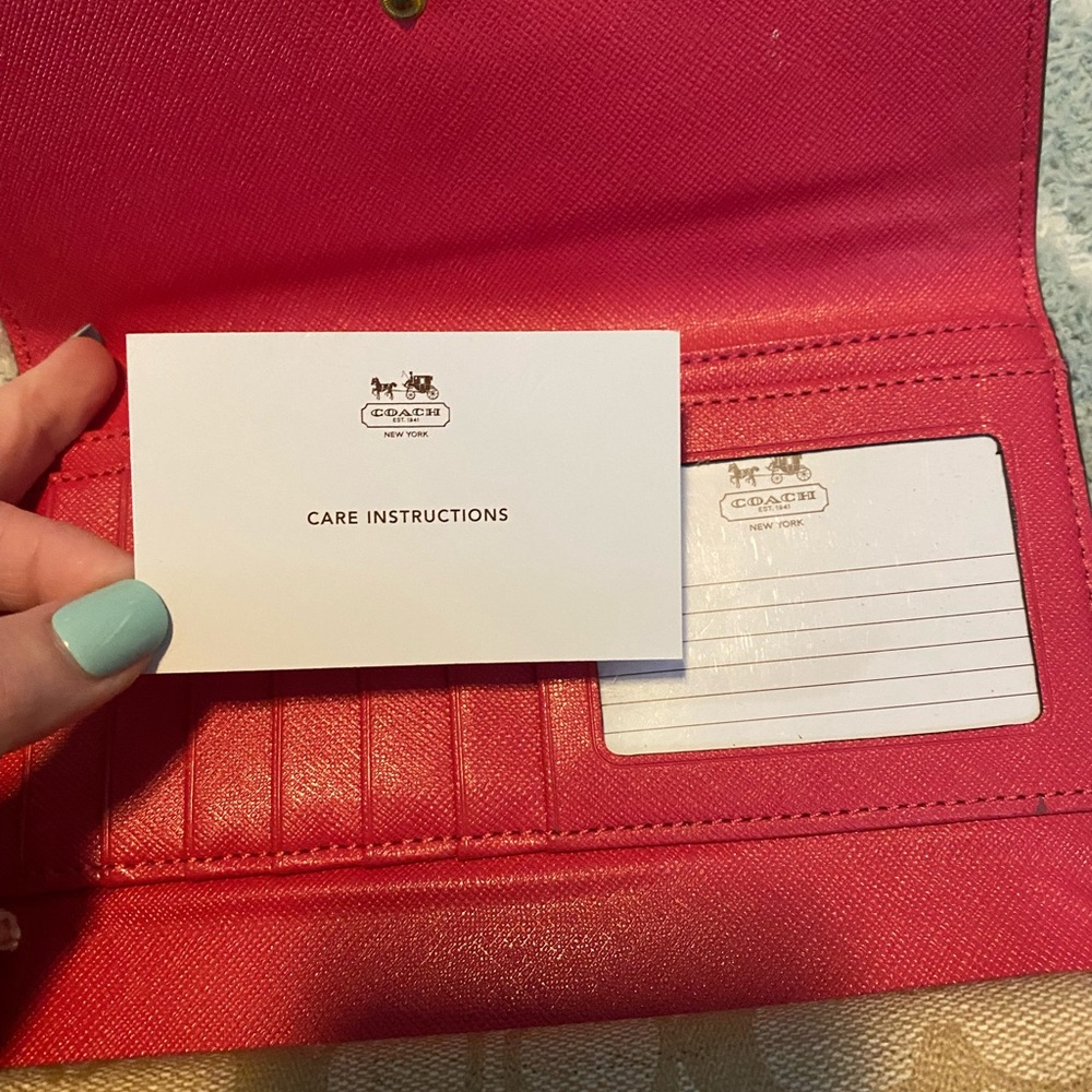 Coach Wallet - Picture 6 of 6